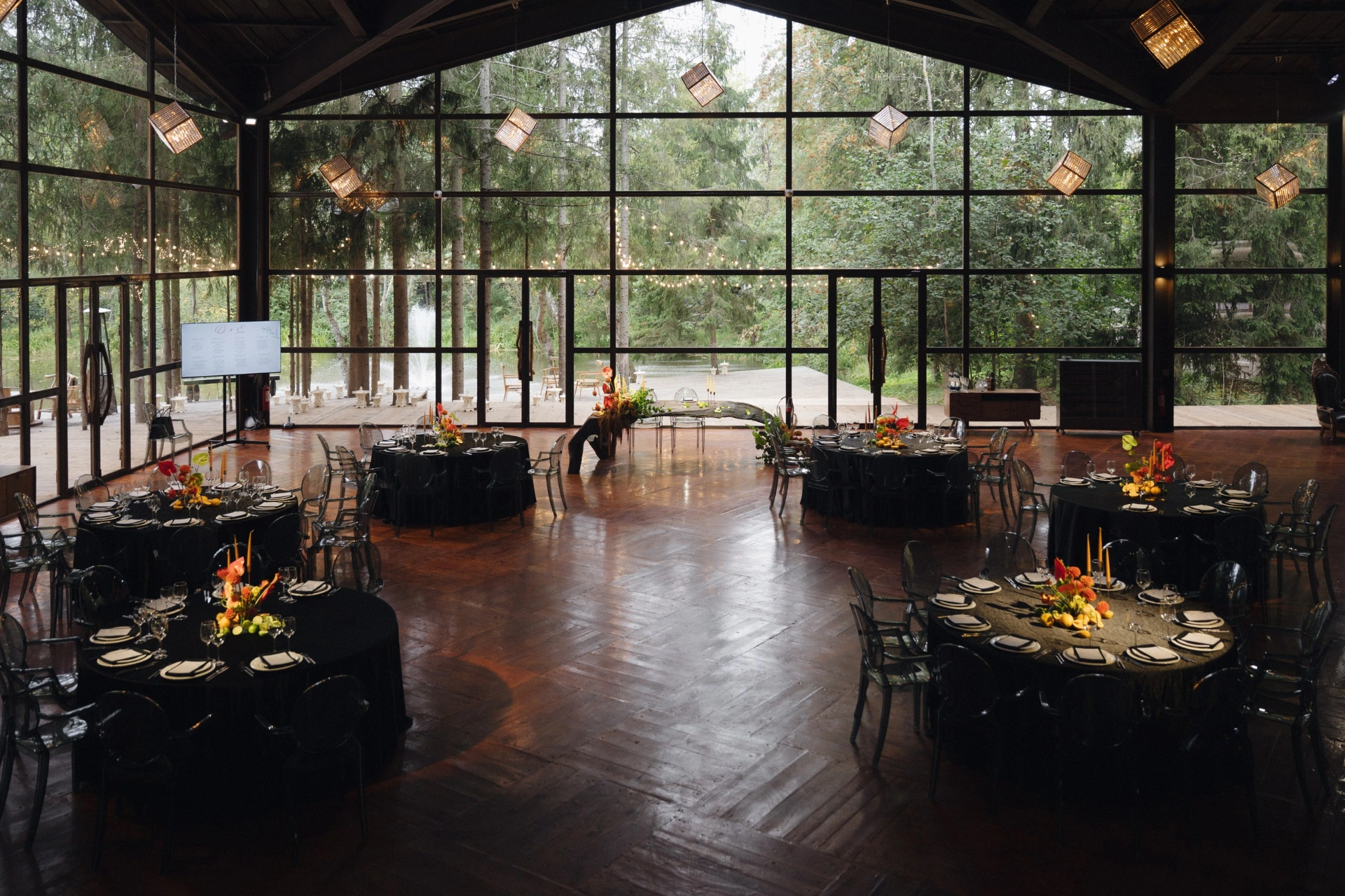 Photo Gallery image 0