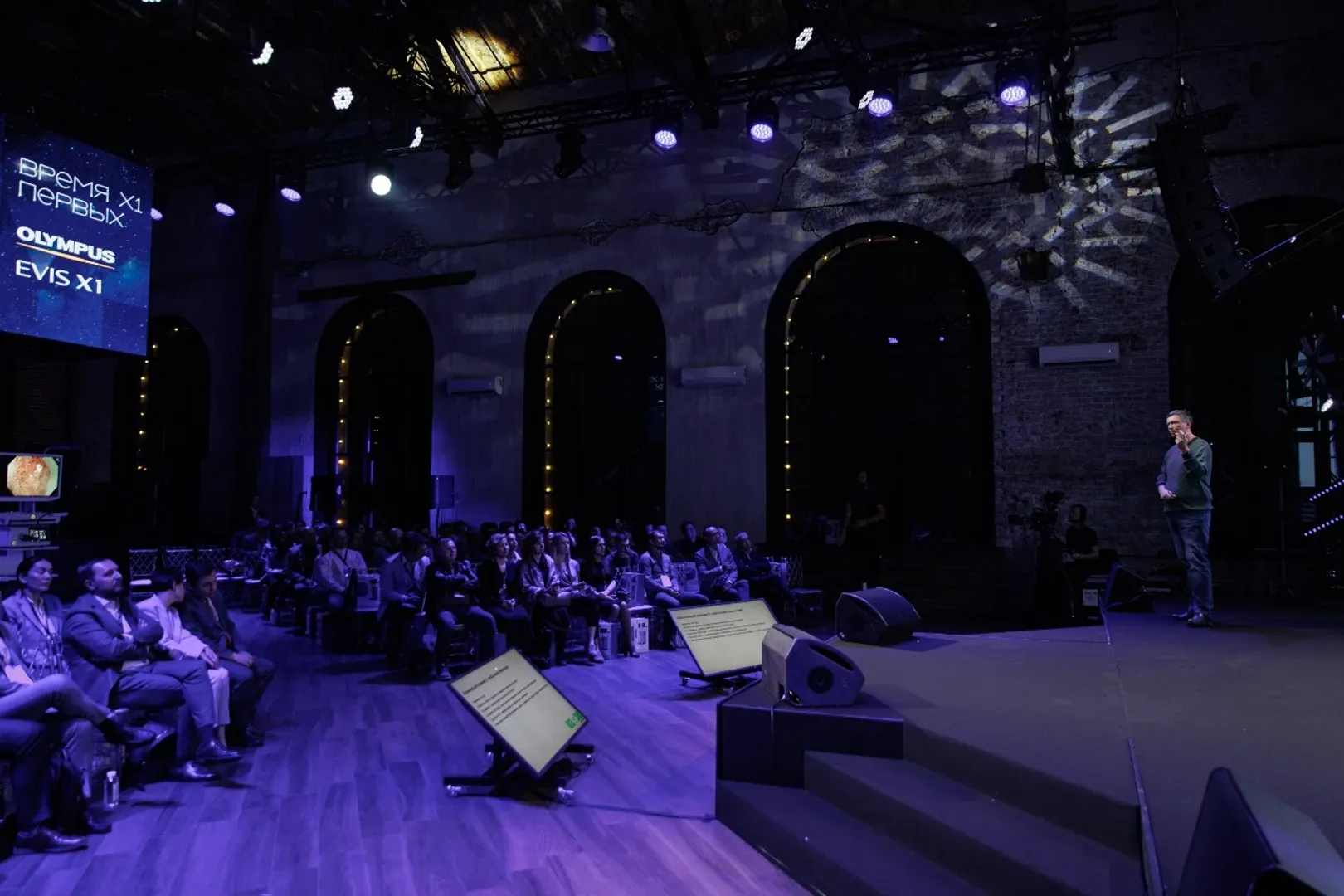 Photo Gallery image 0