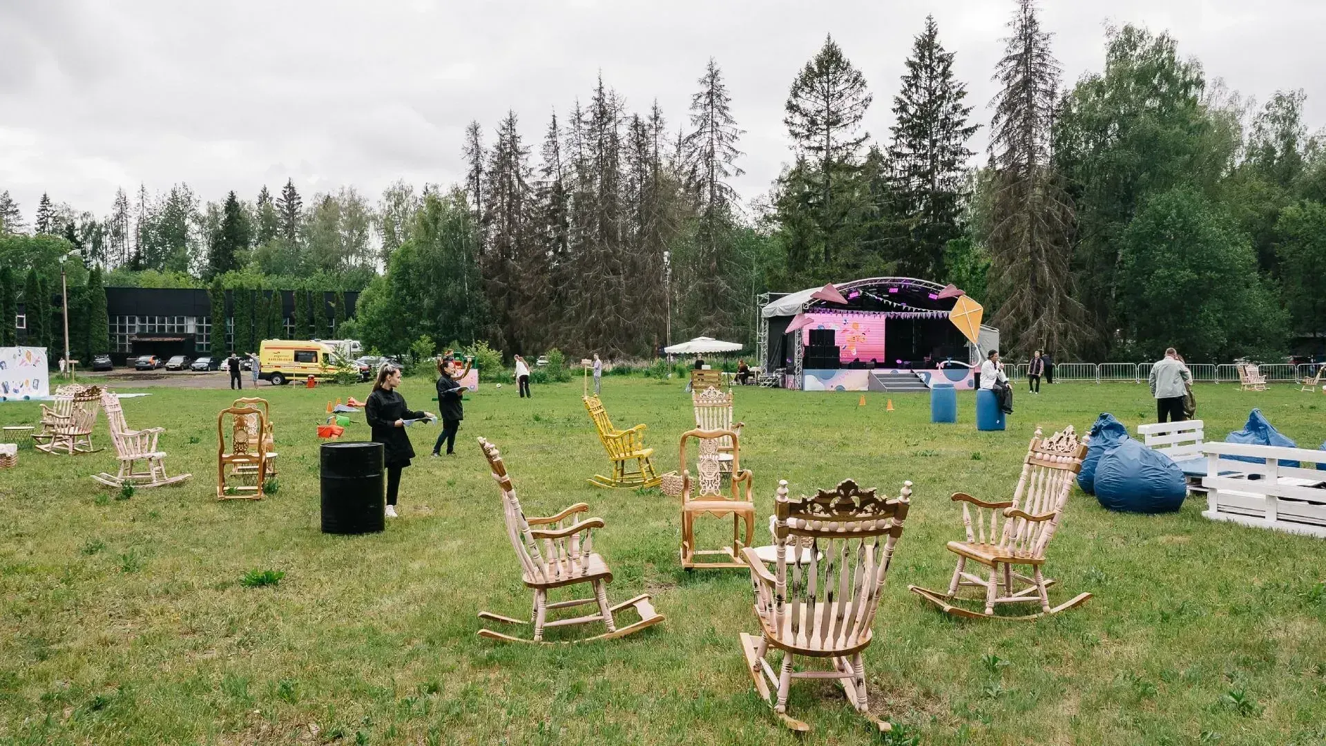 Photo Gallery image 7