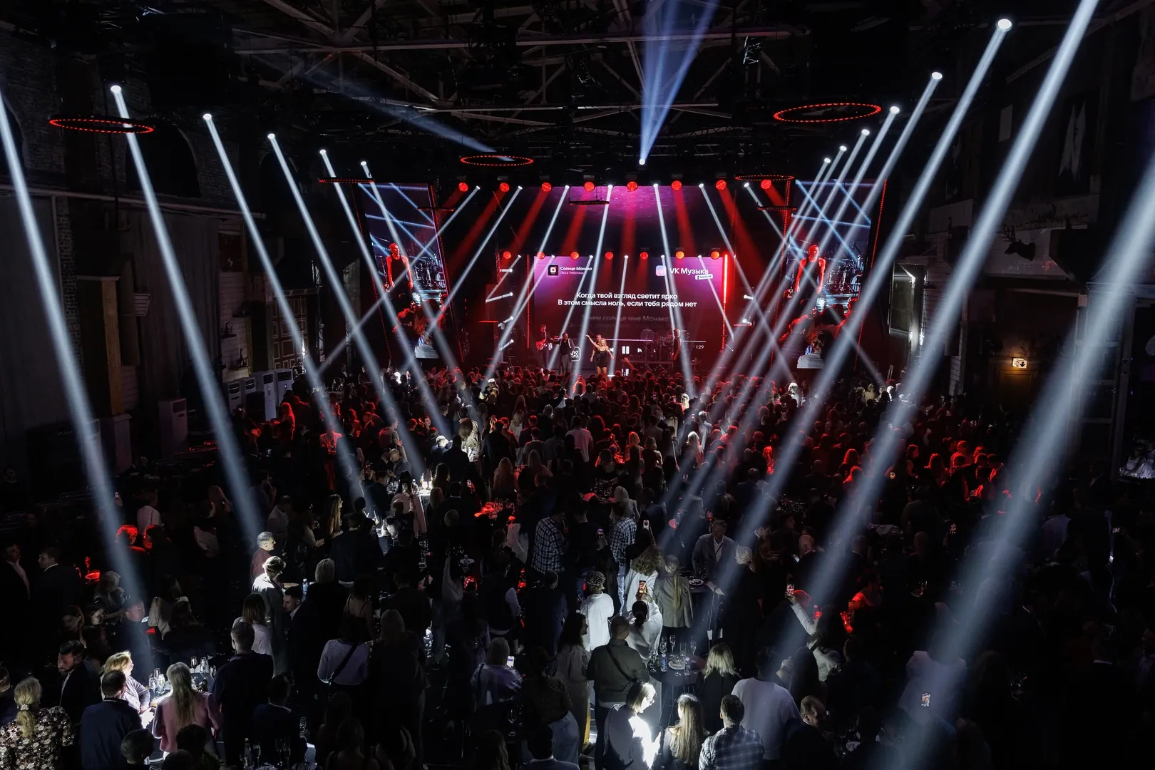 Photo Gallery image 0