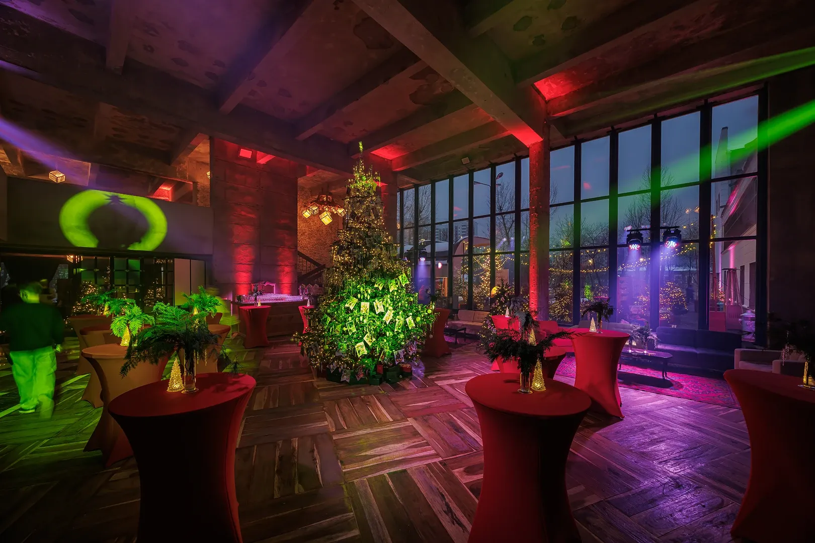 Photo Gallery image 12