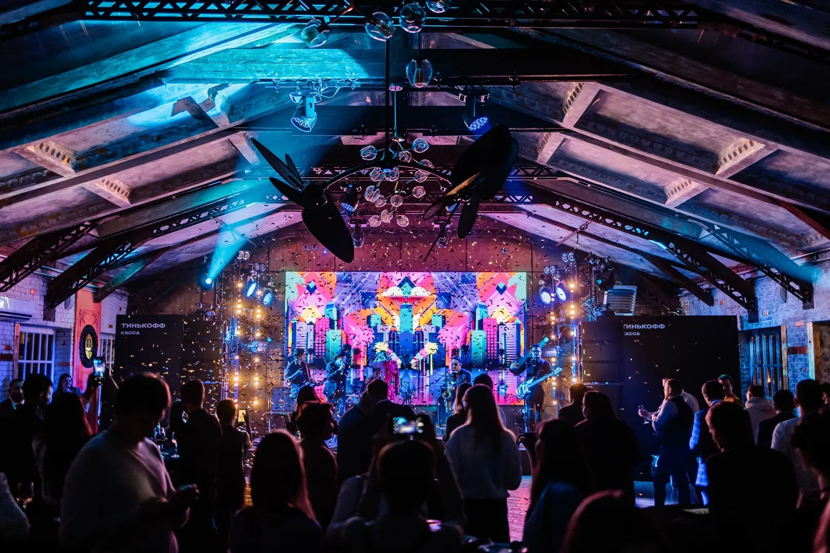 Фоновое изображение