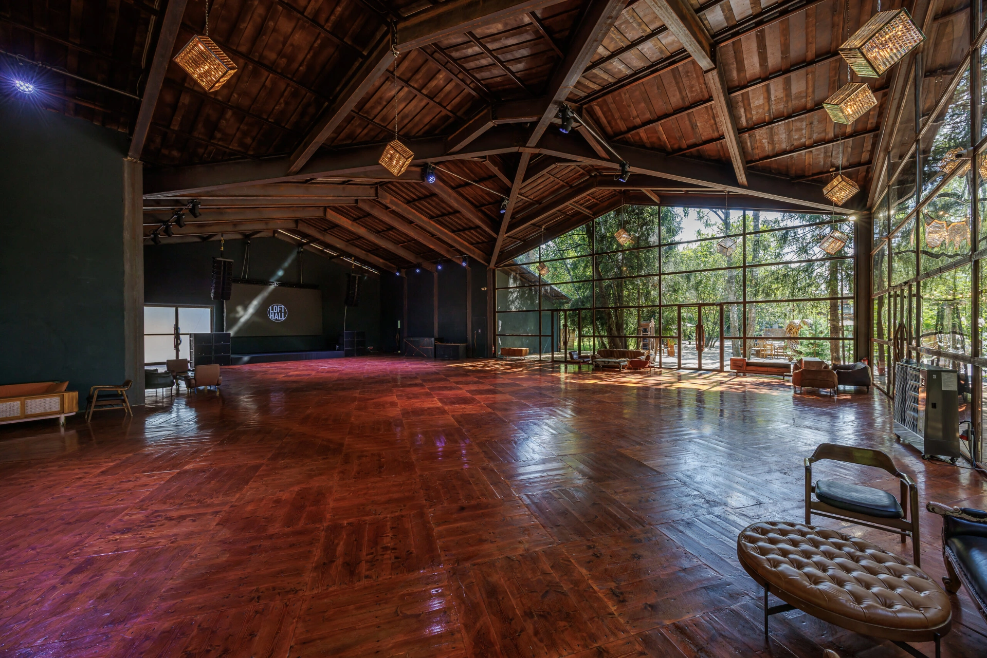 Photo Gallery image 1