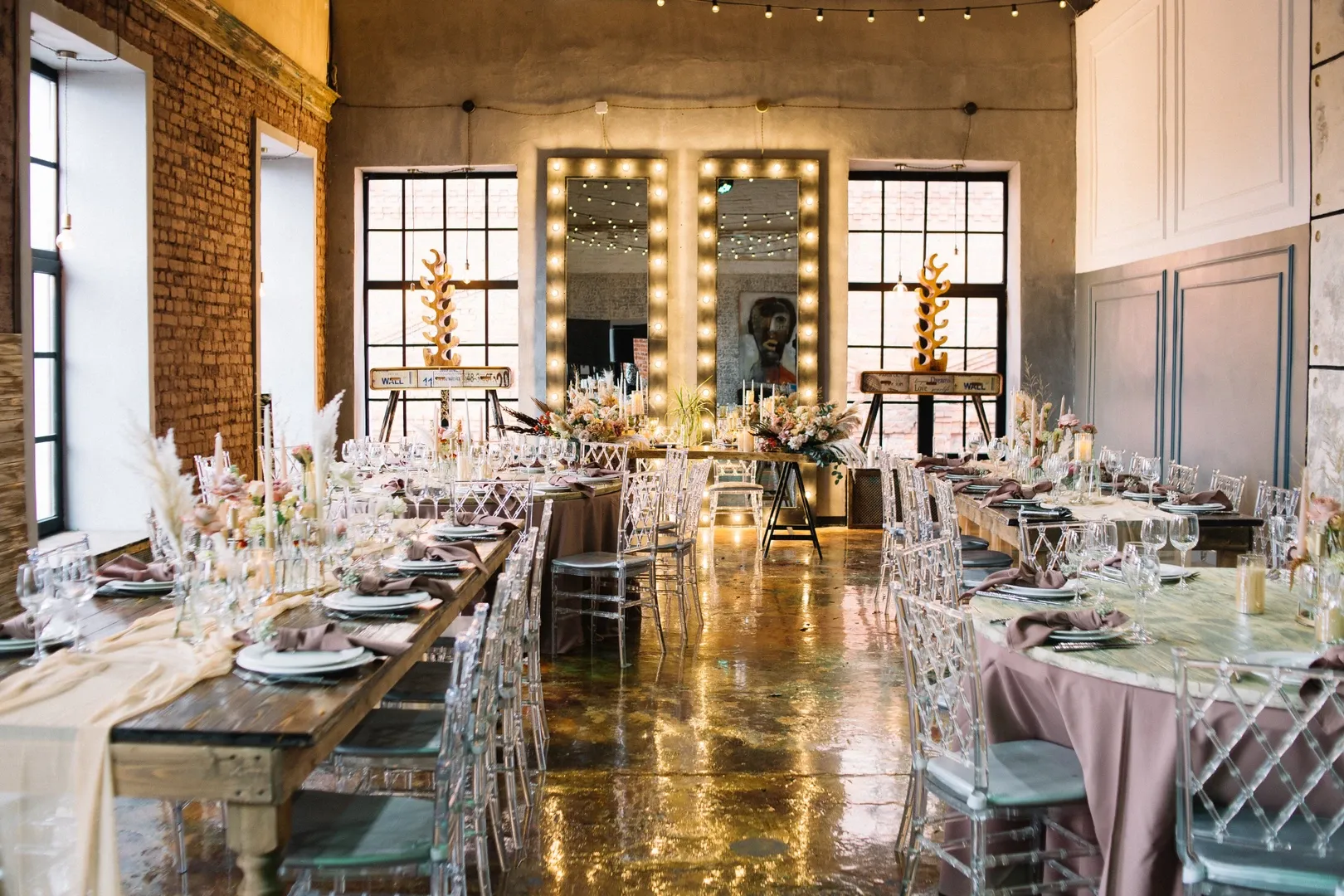 Photo Gallery image 0