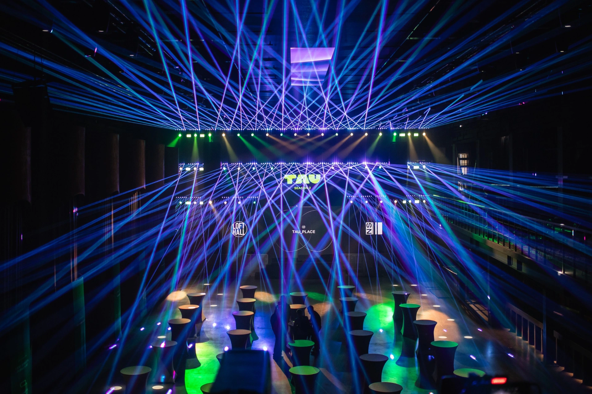 Photo Gallery image 0