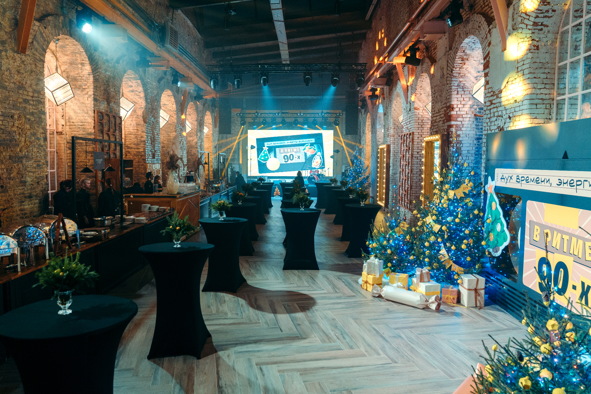 Photo Gallery image 0