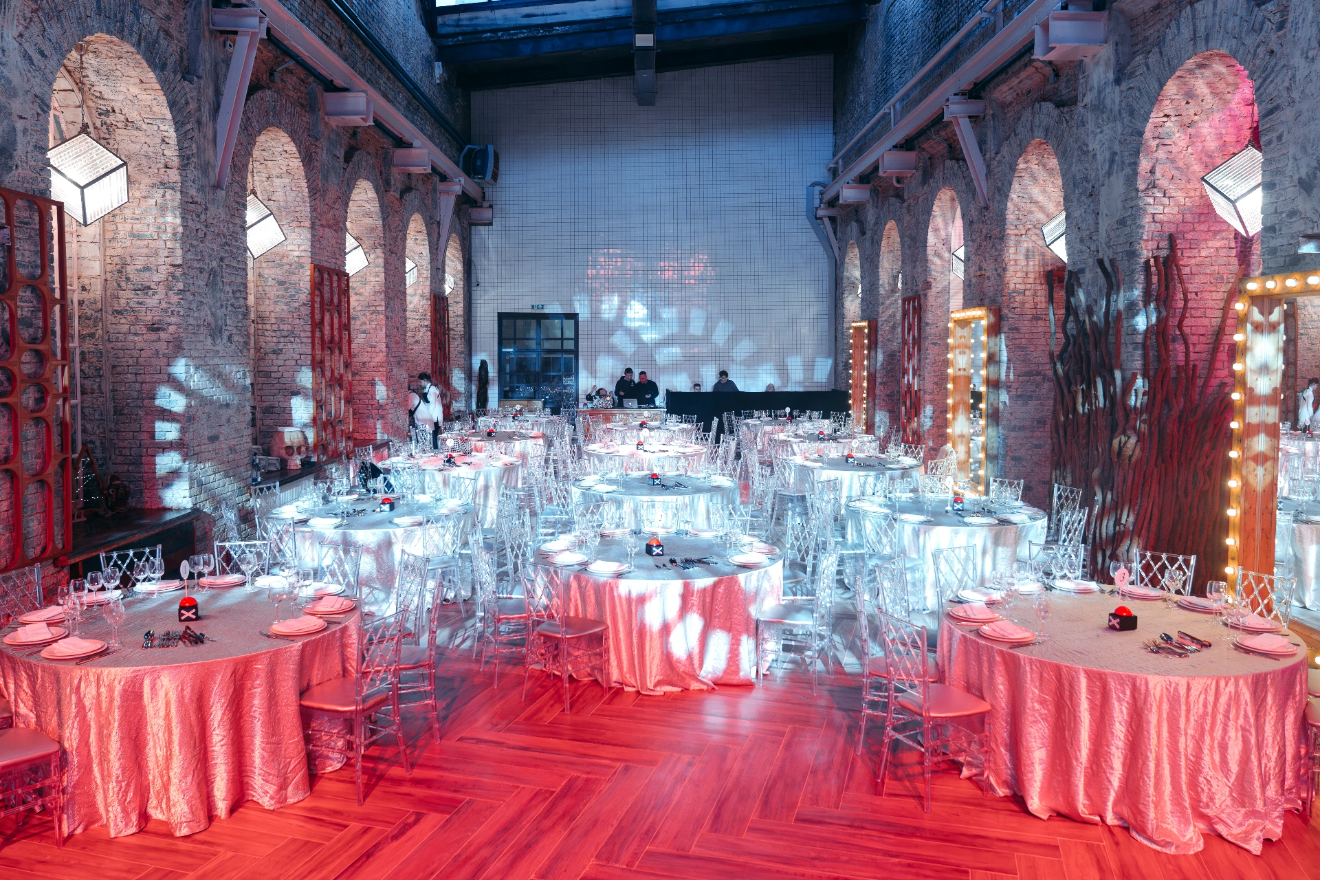 Photo Gallery image 0