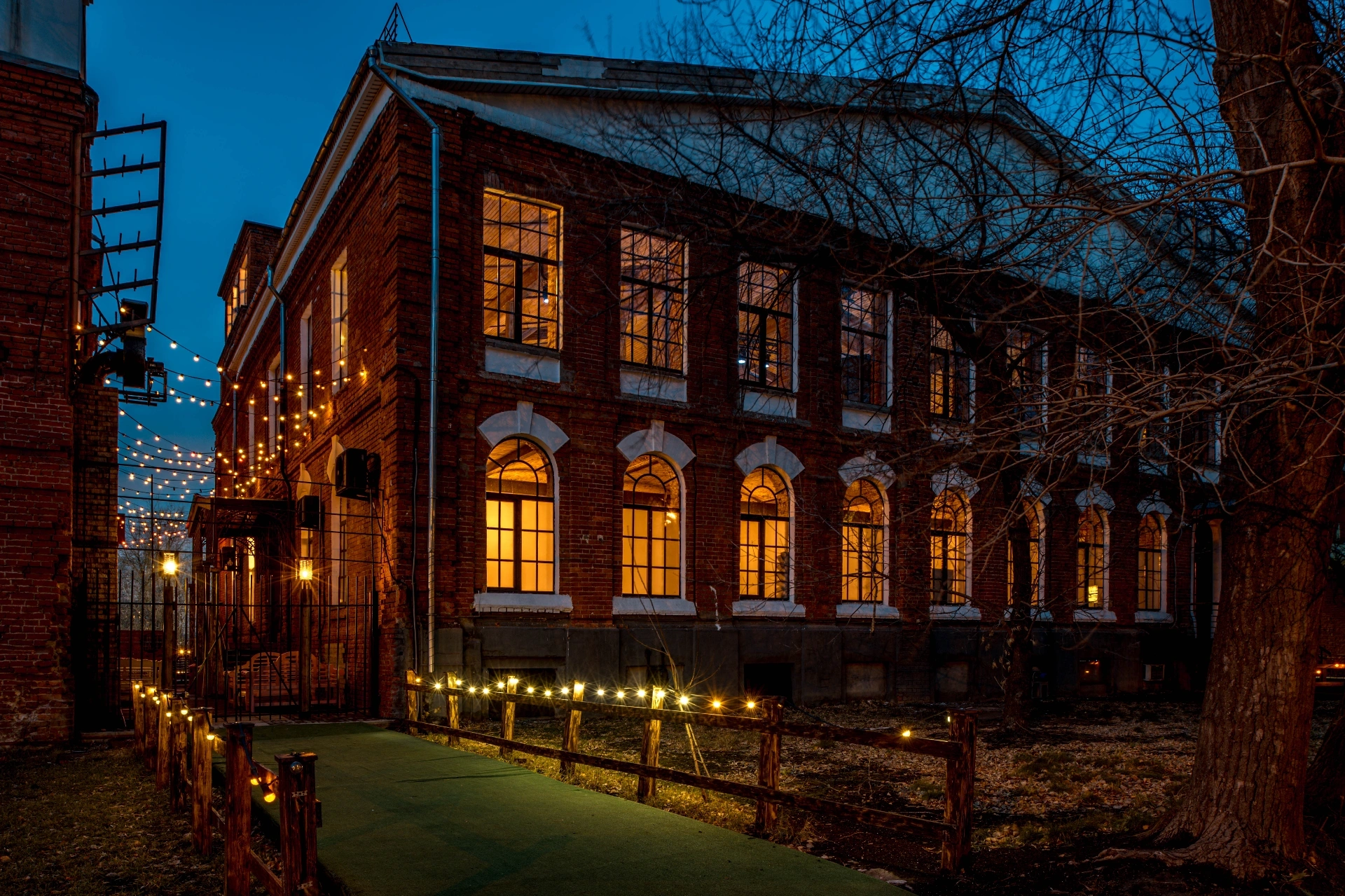 LOFT HALL Moscow venue context for Дело в людях 2026 guests