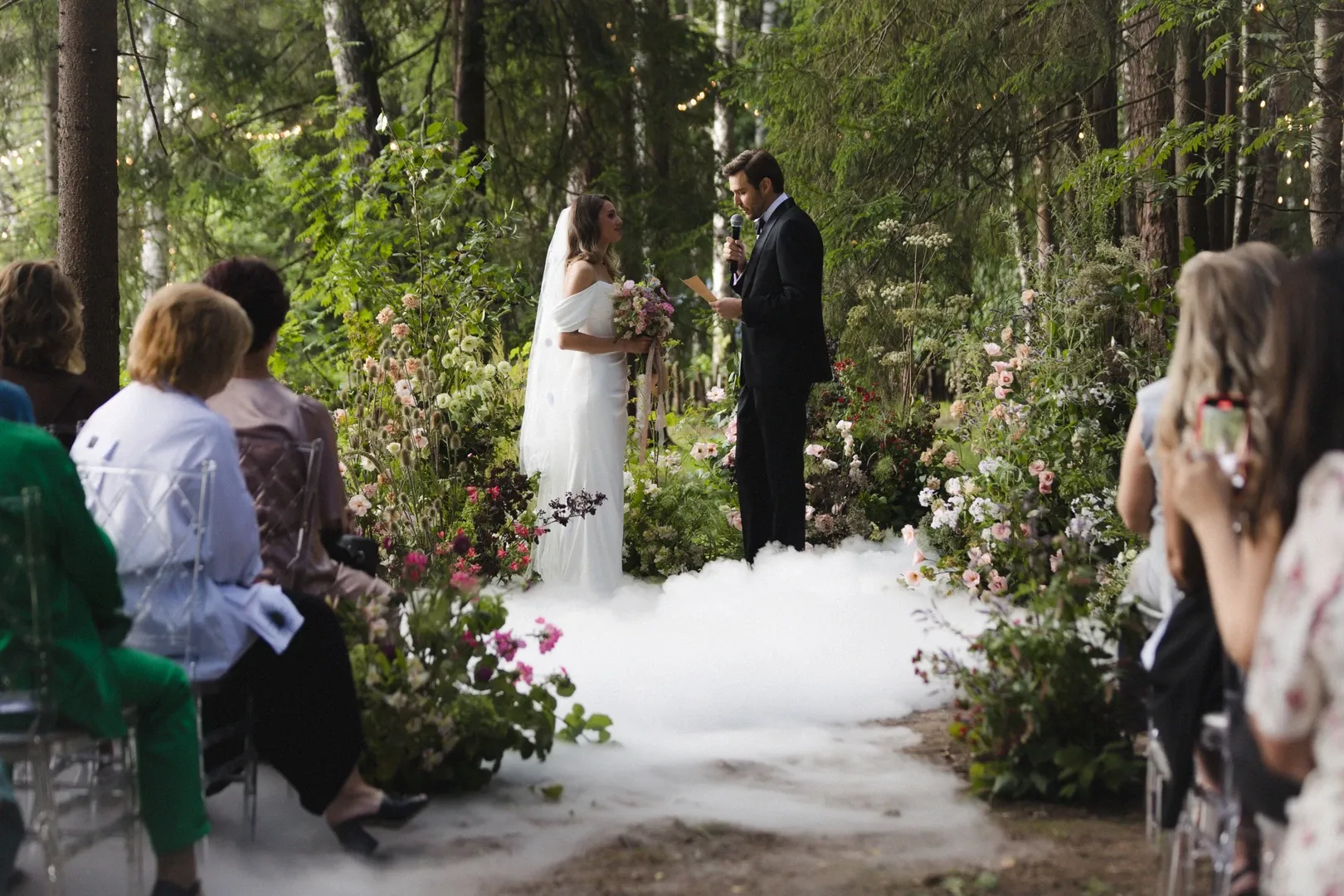 Photo Gallery image 0