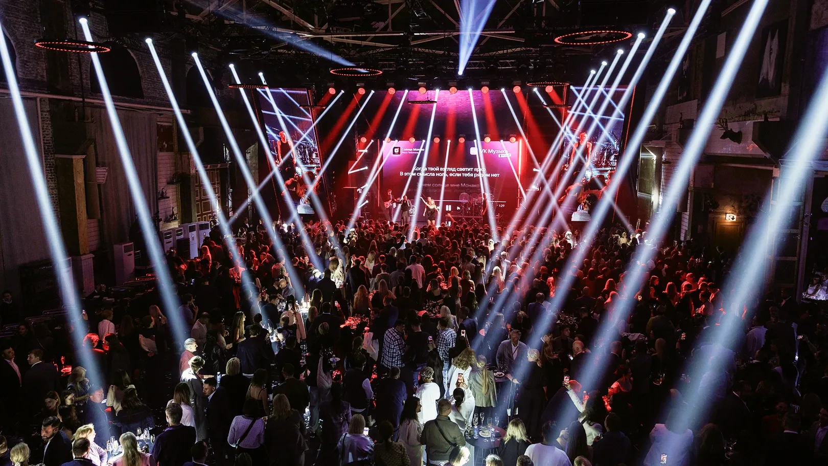 Photo Gallery image 0