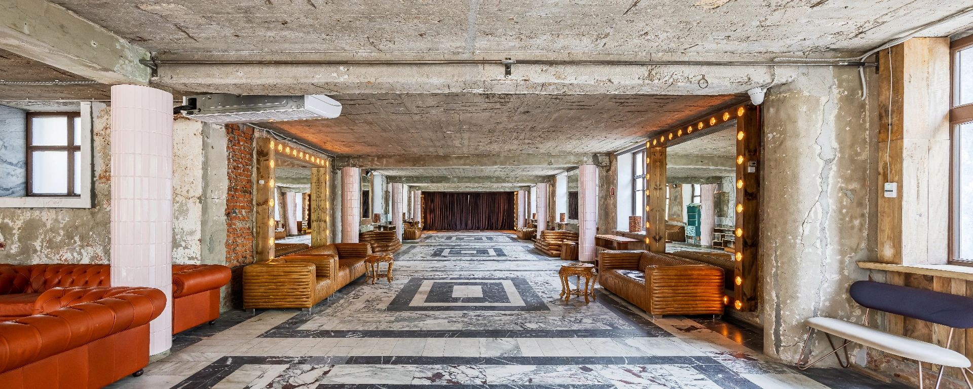 Hall image 0