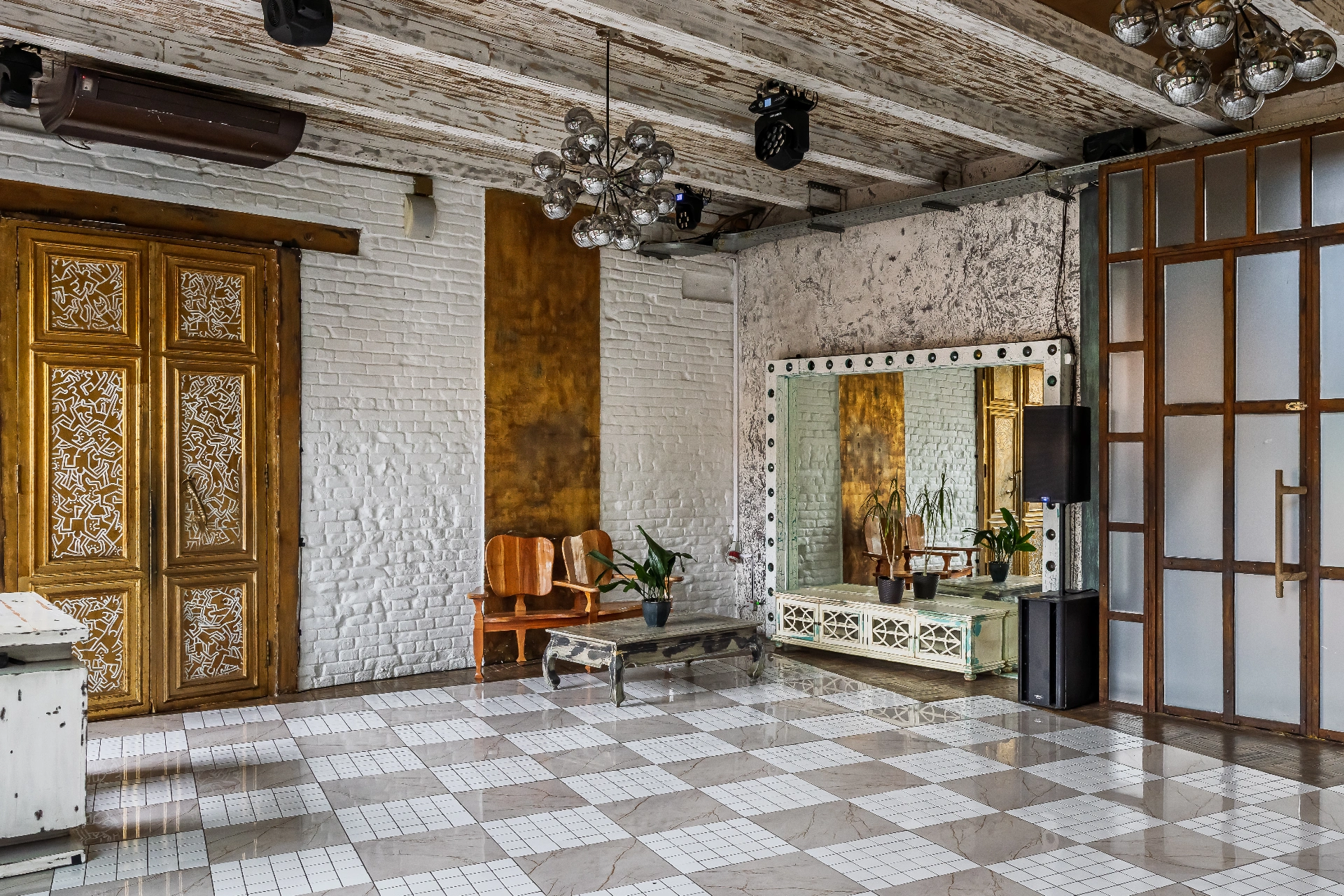 Hall image 4
