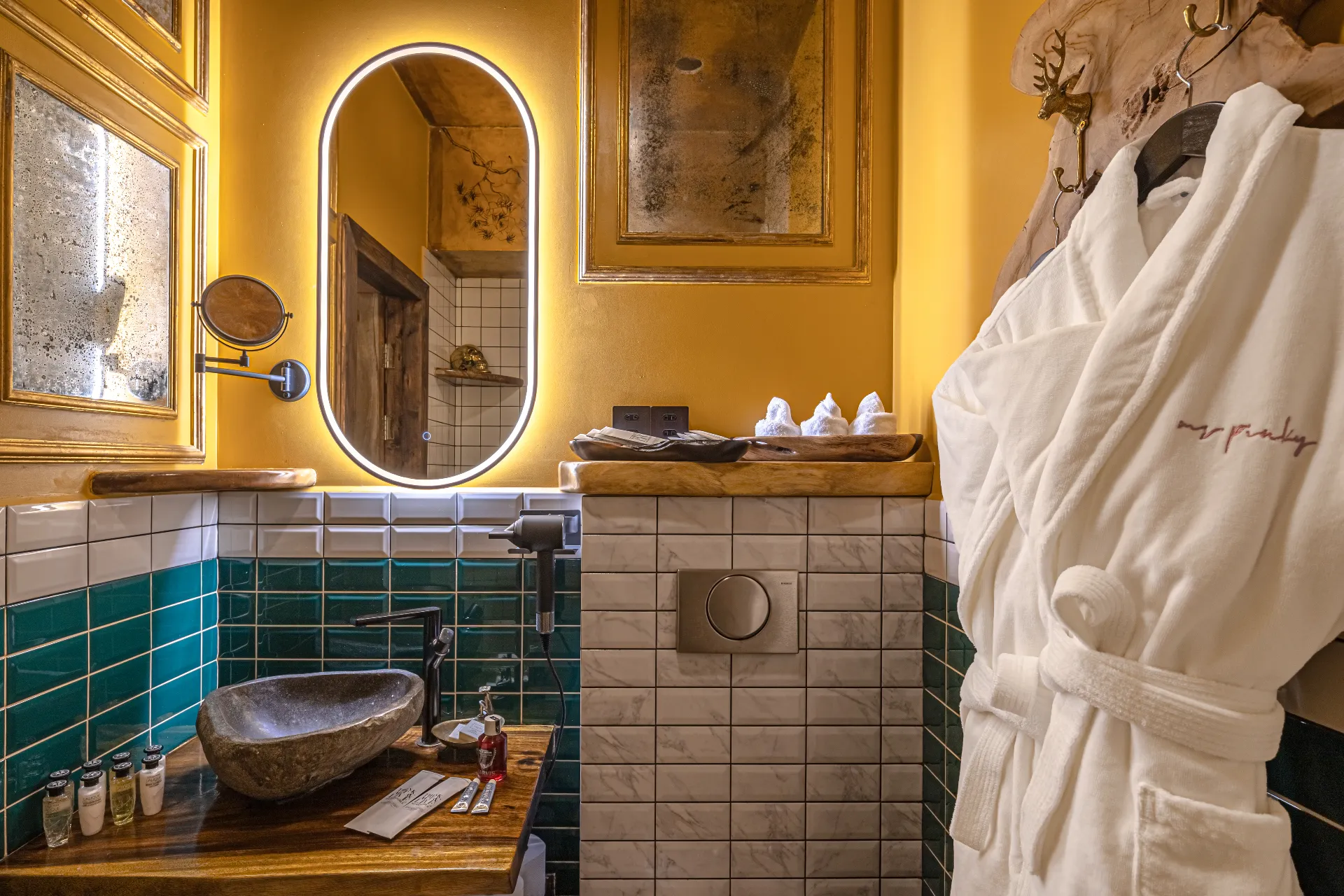 Photo Gallery image 3