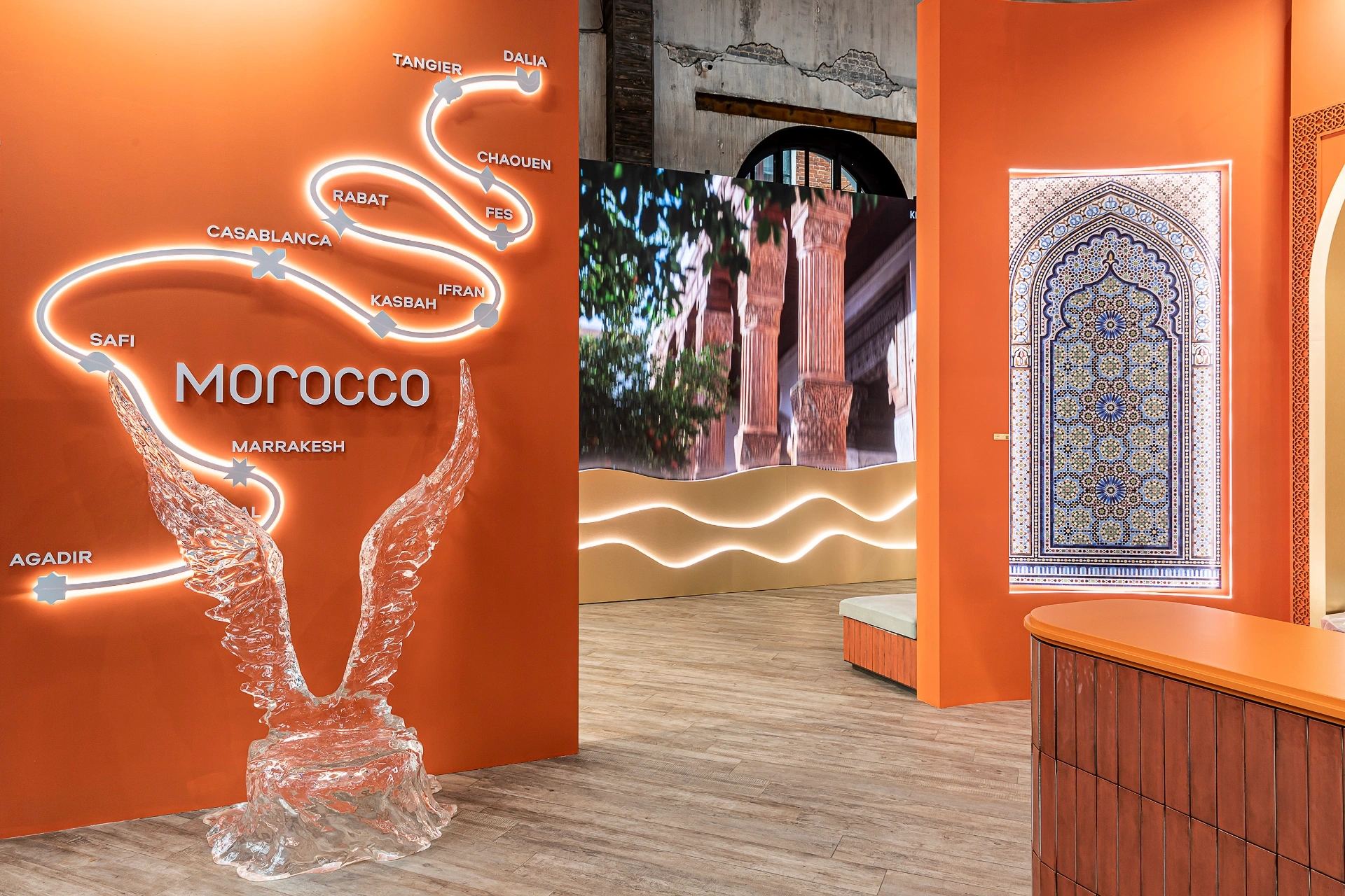 Photo Gallery image 0