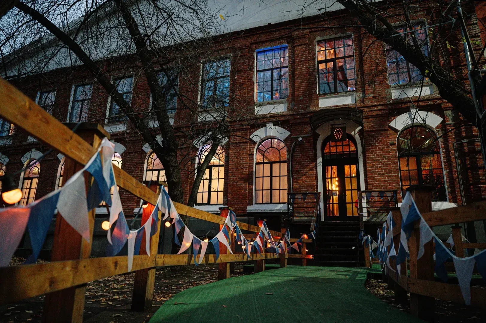 Photo Gallery image 9