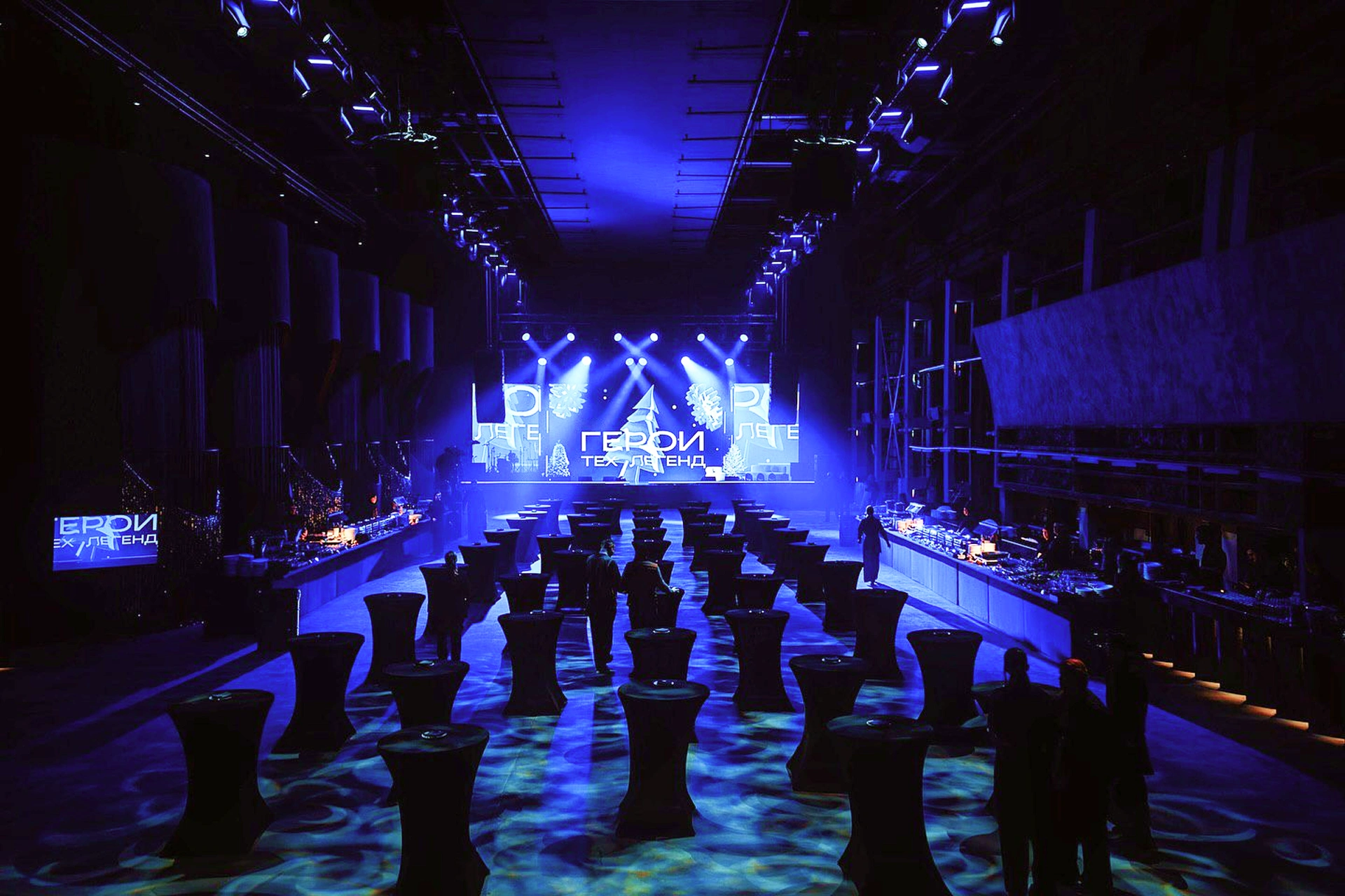 Photo Gallery image 0