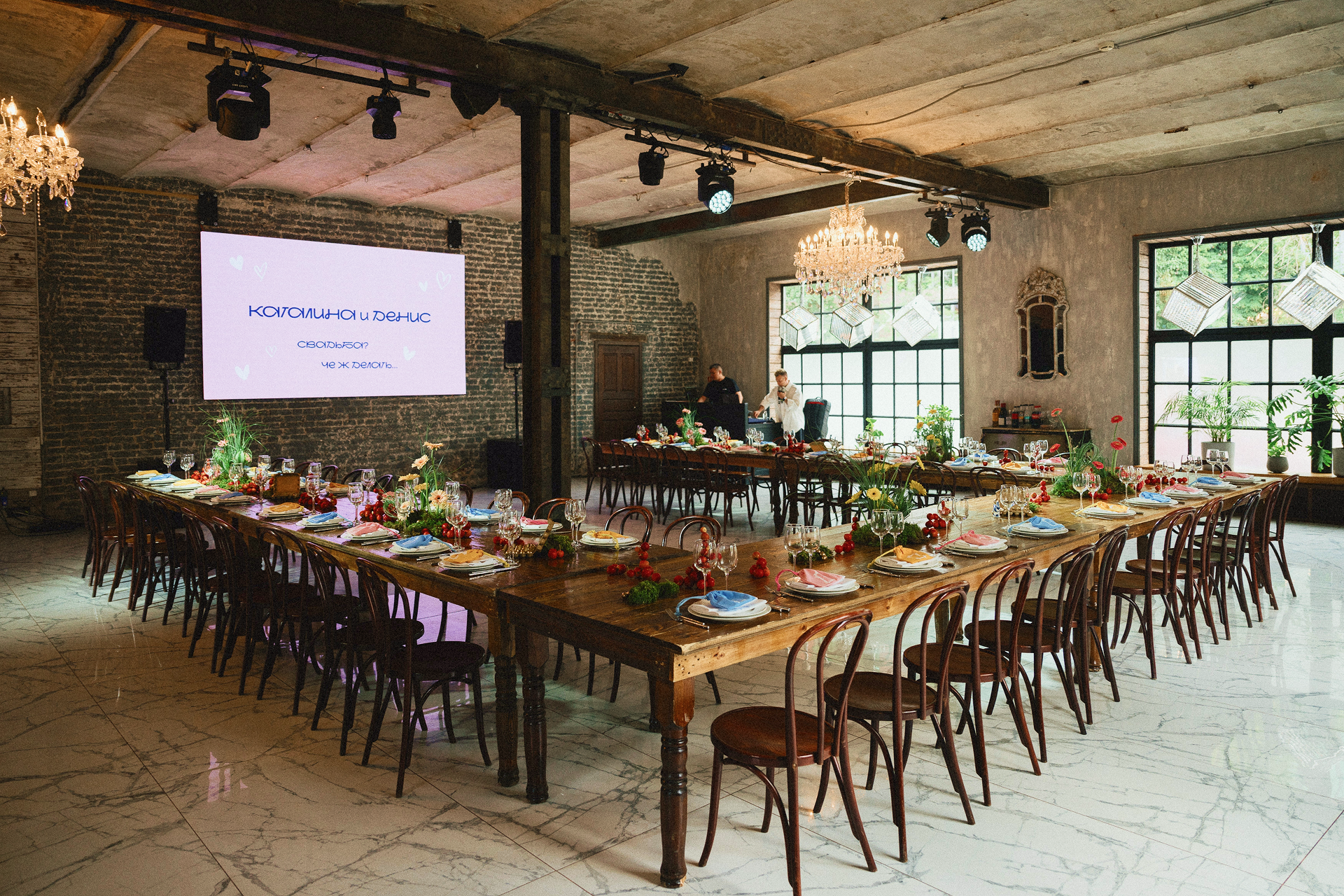 Photo Gallery image 0