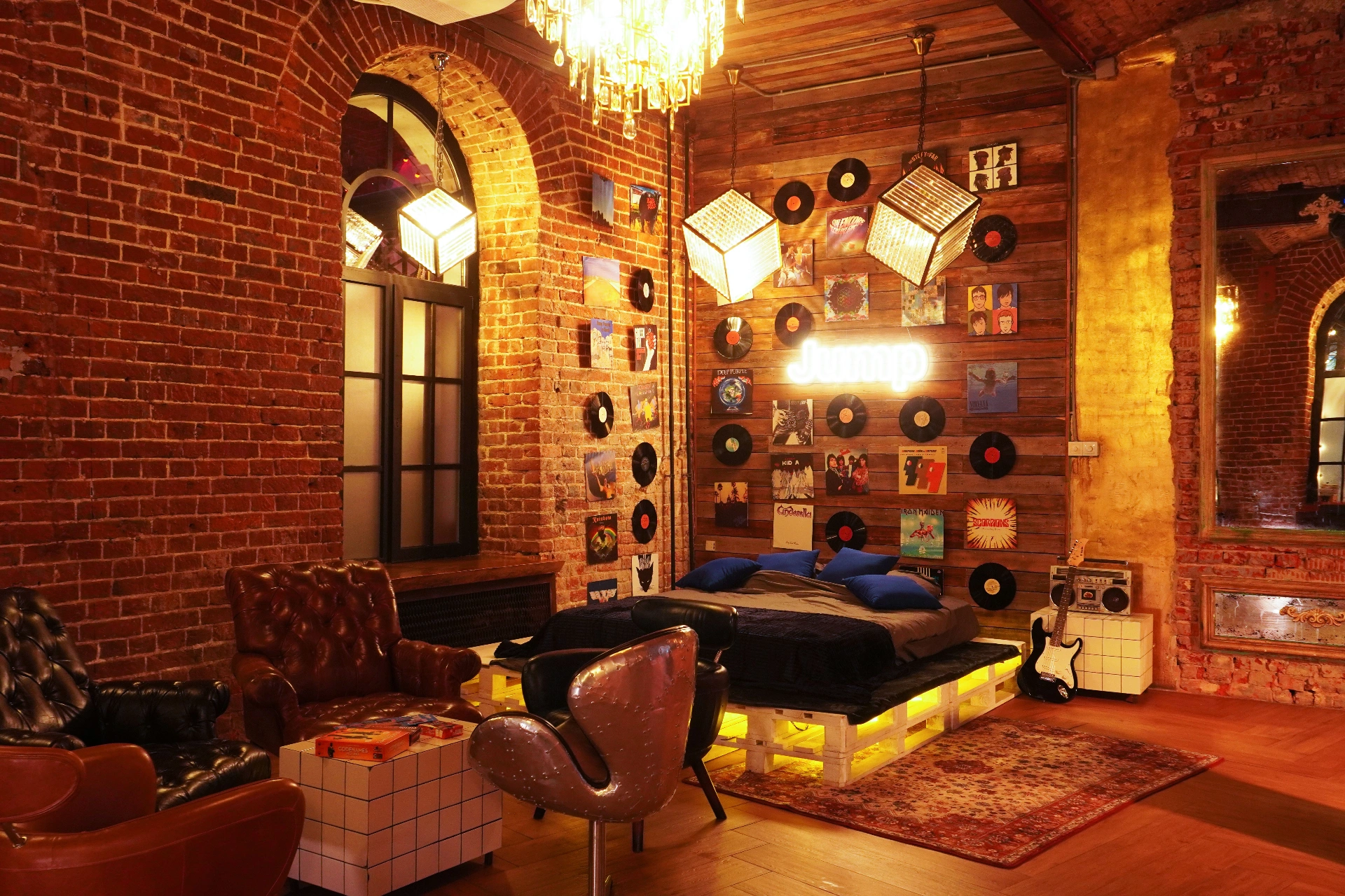 Photo Gallery image 0