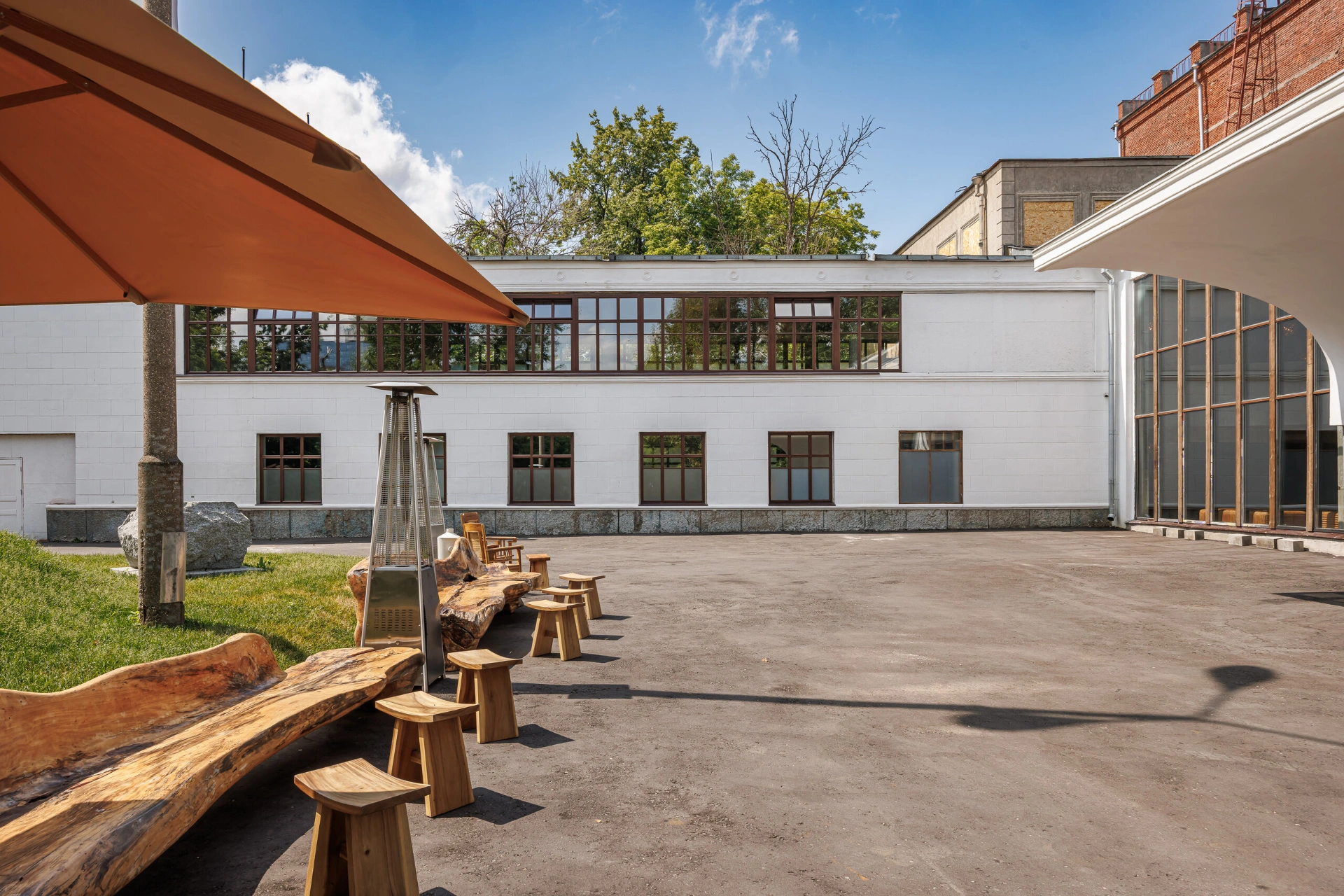 Photo Gallery image 3