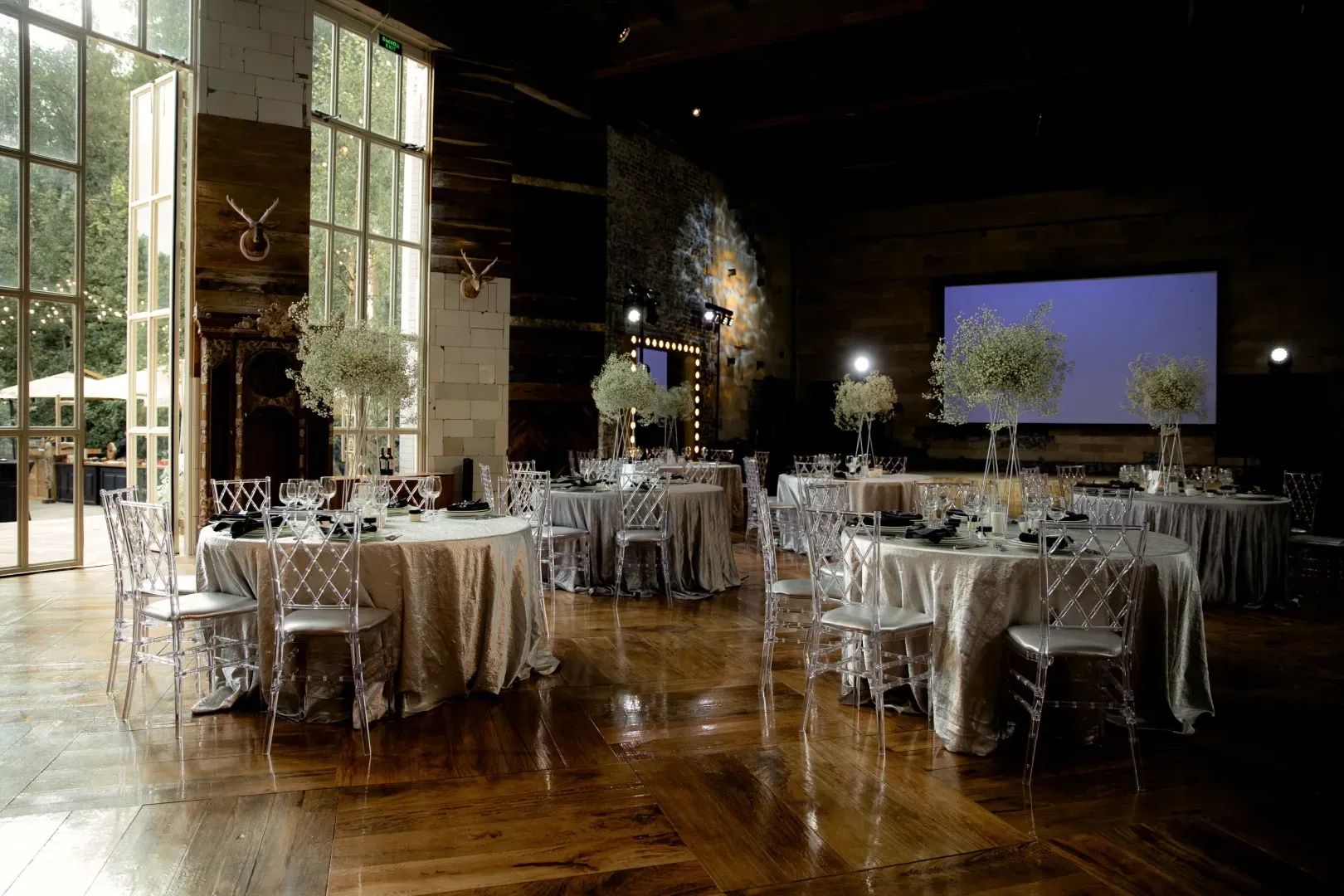 Hall image 0