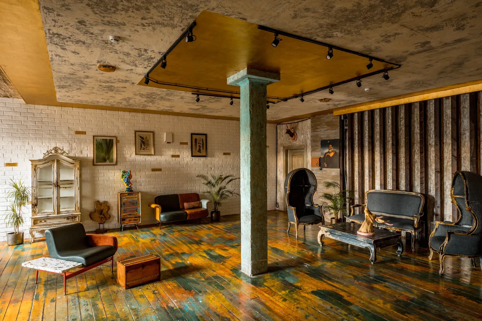 Hall image 4