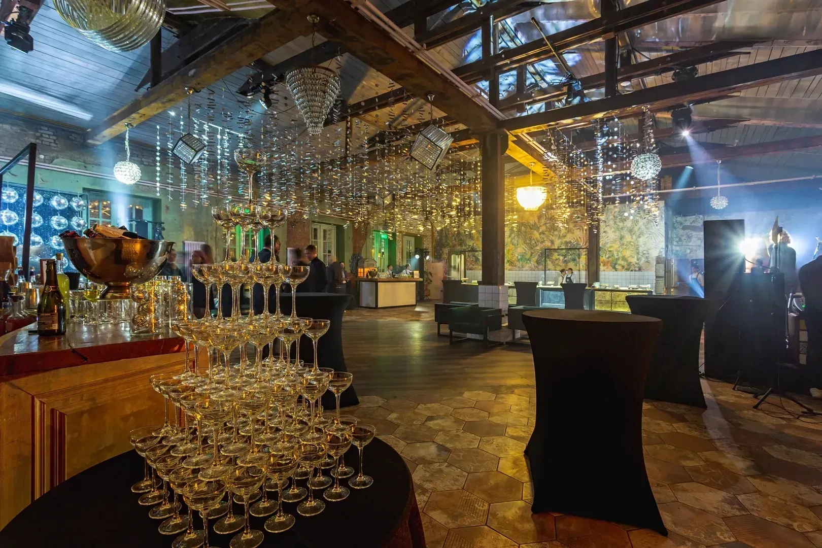 Photo Gallery image 12