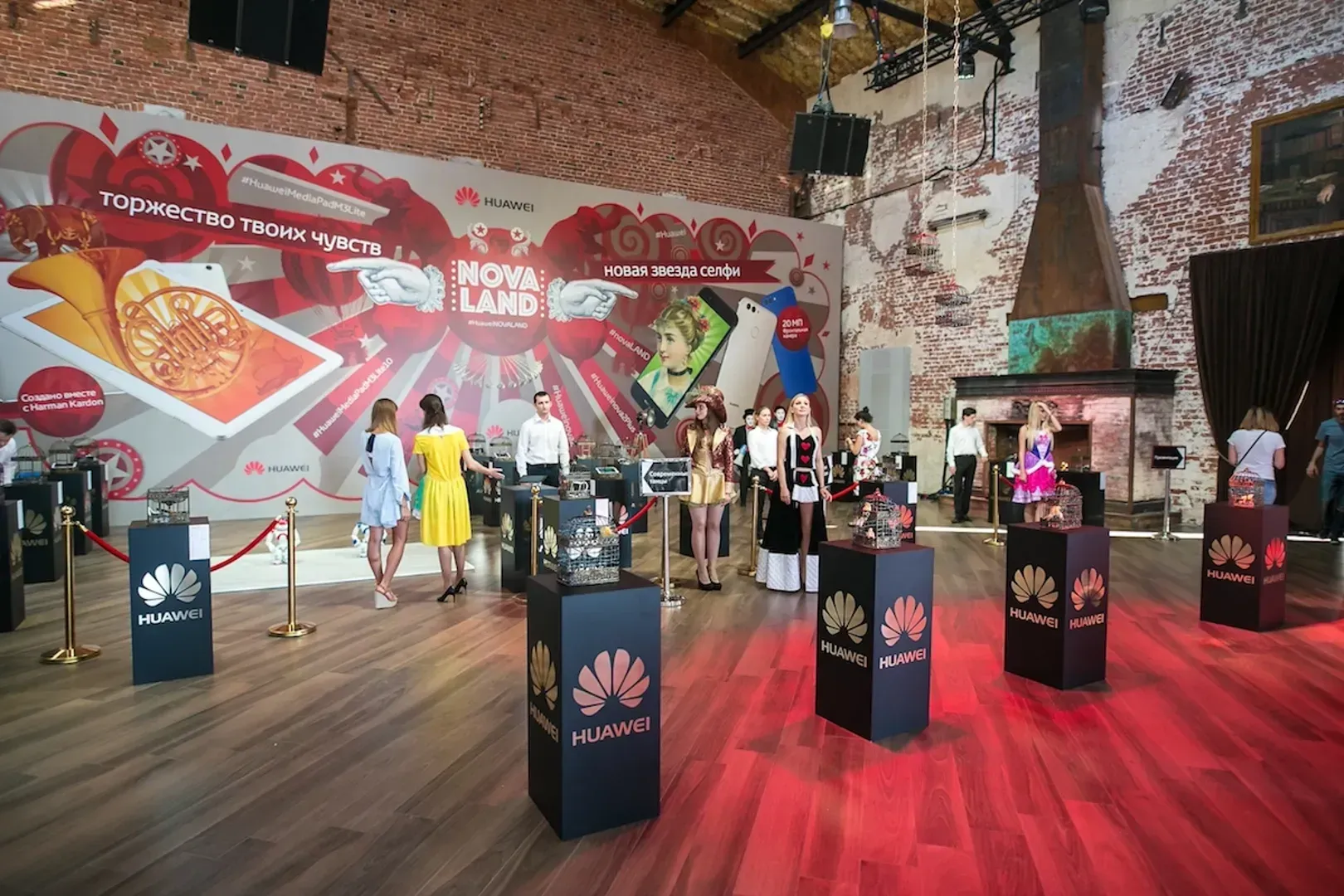 Photo Gallery image 0