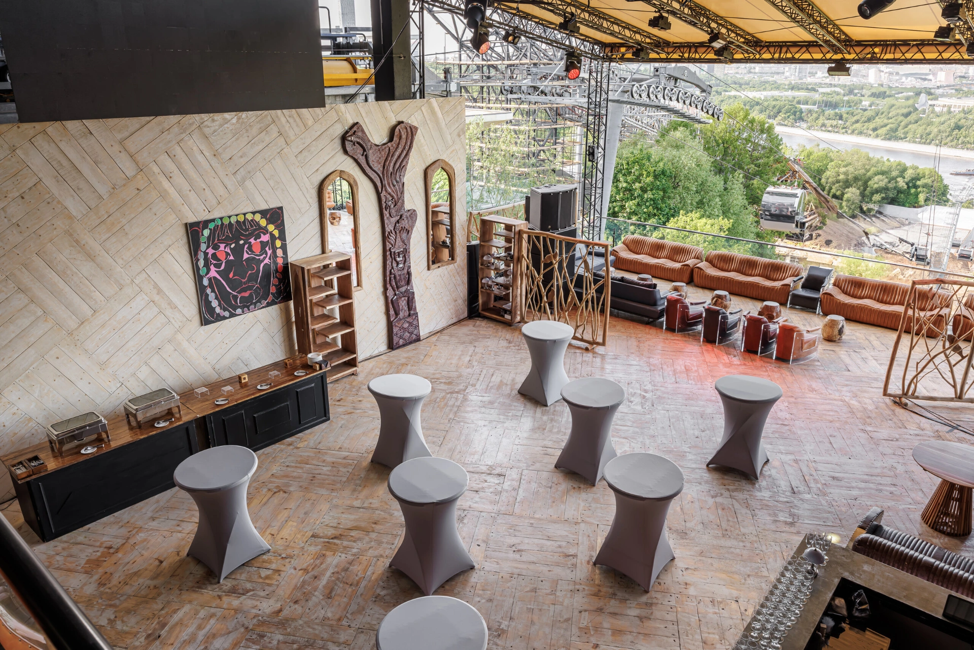 Photo Gallery image 6